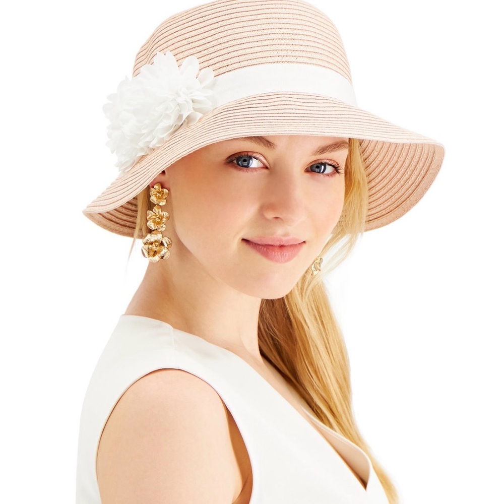 August Hats Tan Floral Accent Women's Hat - Picture 7 of 7